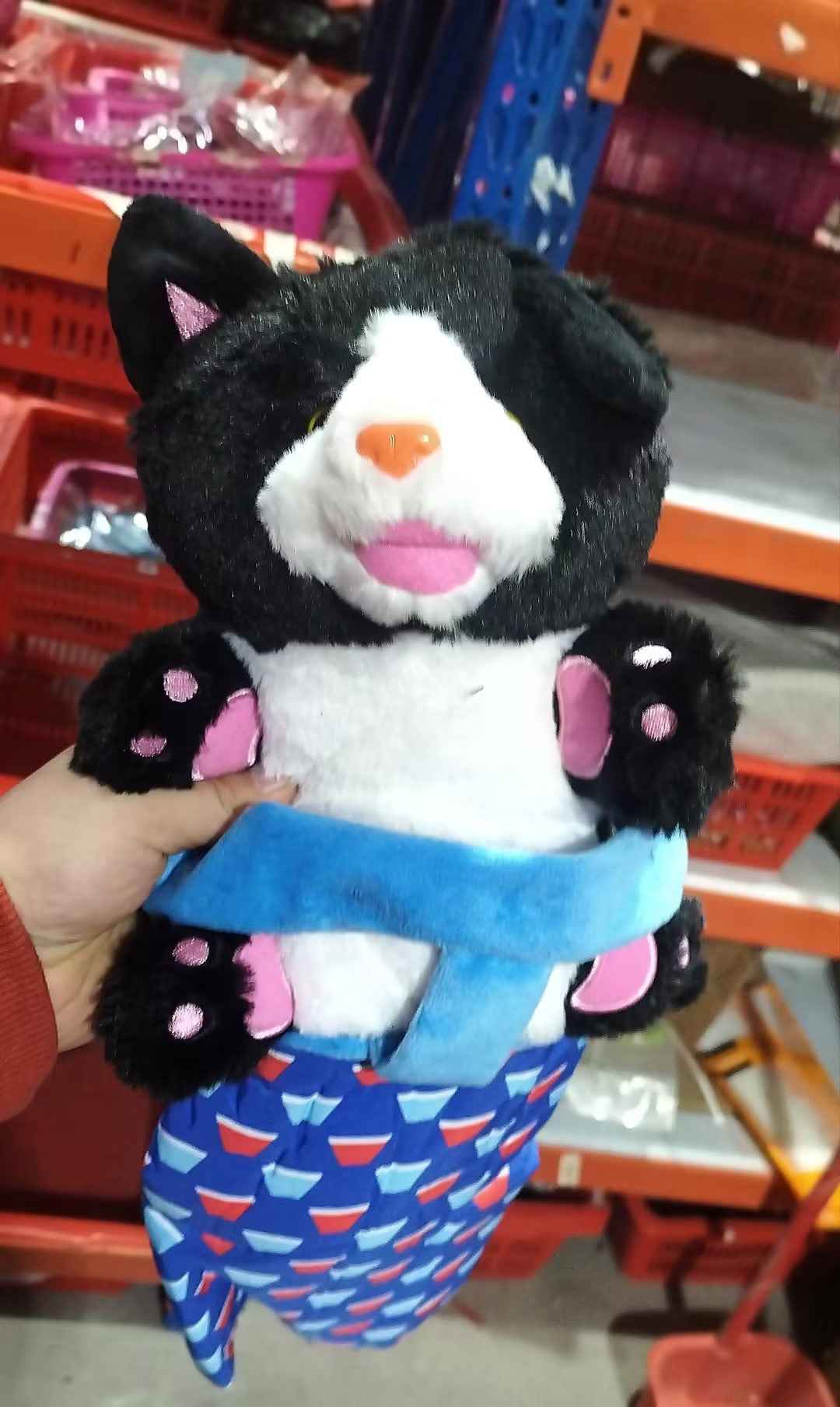 Home Decoration Cat Puppet Wrestler